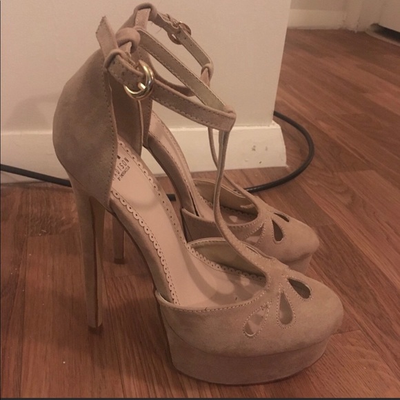 Suede heels - Picture 2 of 4